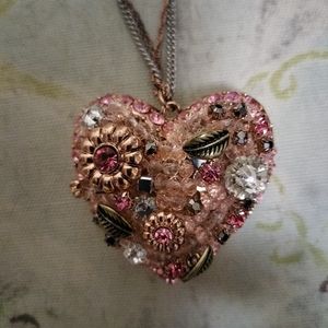 Betsy Johnson 🩷 Necklace